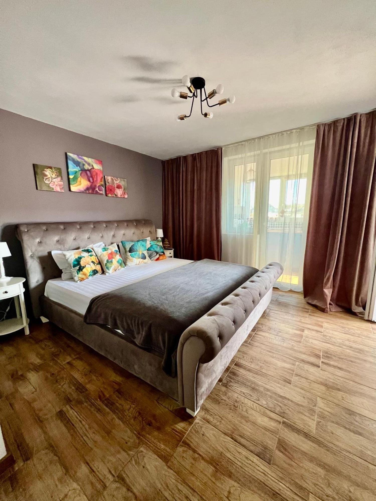 Dominic Apartment Unirii Square Timisoara Ngoại thất bức ảnh